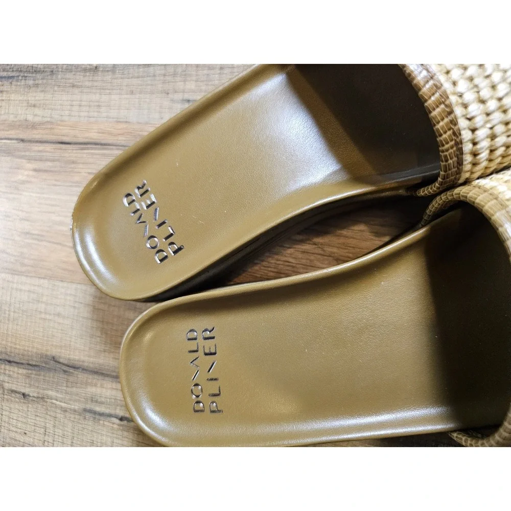 Donald J. Pliner beautiful sandals